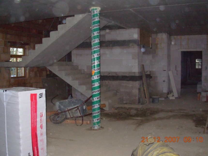 Treppenhaus im Bauzustand